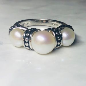 SALE sterling silver authentic pearl ring size 5.5